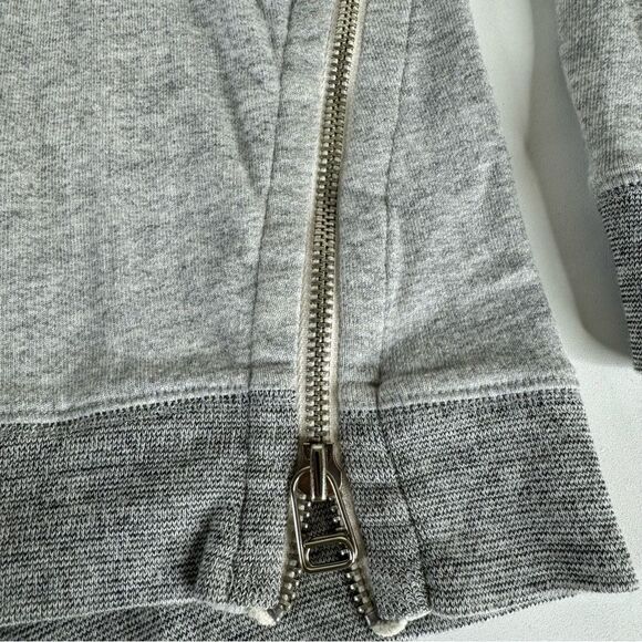 Sundry LOVE Patch Sweatshirt Gray Asymmetrical side zip small Mila Kunis - Picture 13 of 16